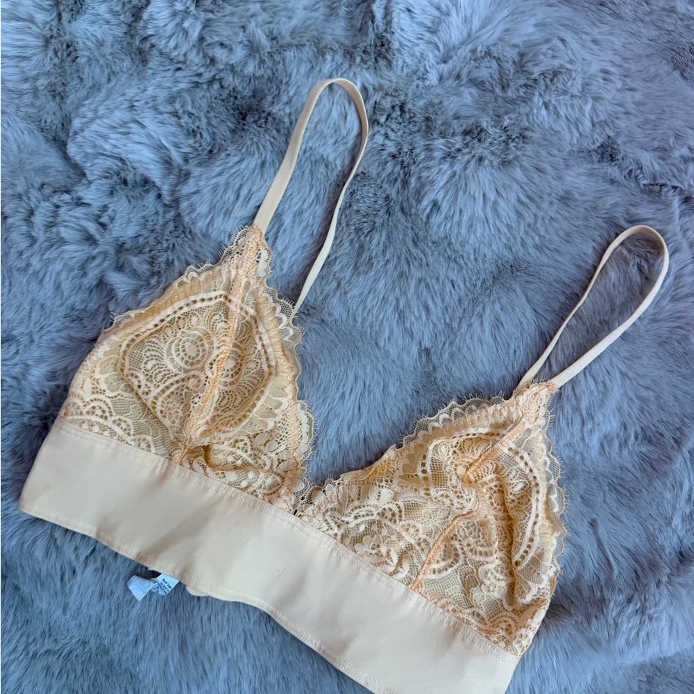 Aerie Lace Bralette in Peach/ orange